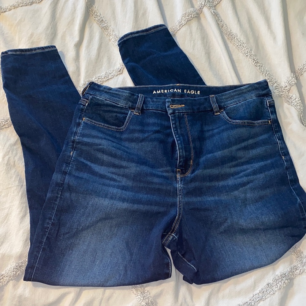 American Eagle Curvy Jeans